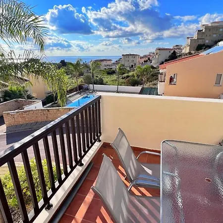 Melanos Sea View شقة